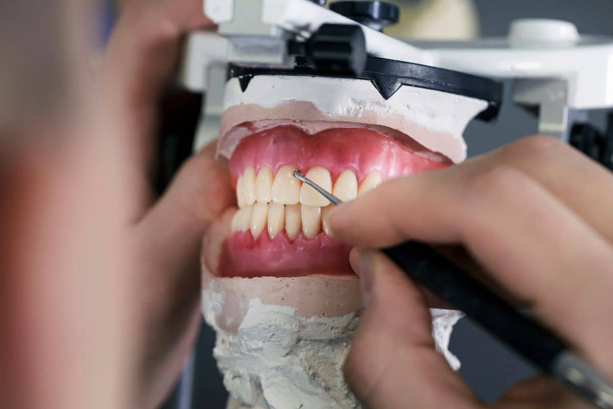 Dental Technician